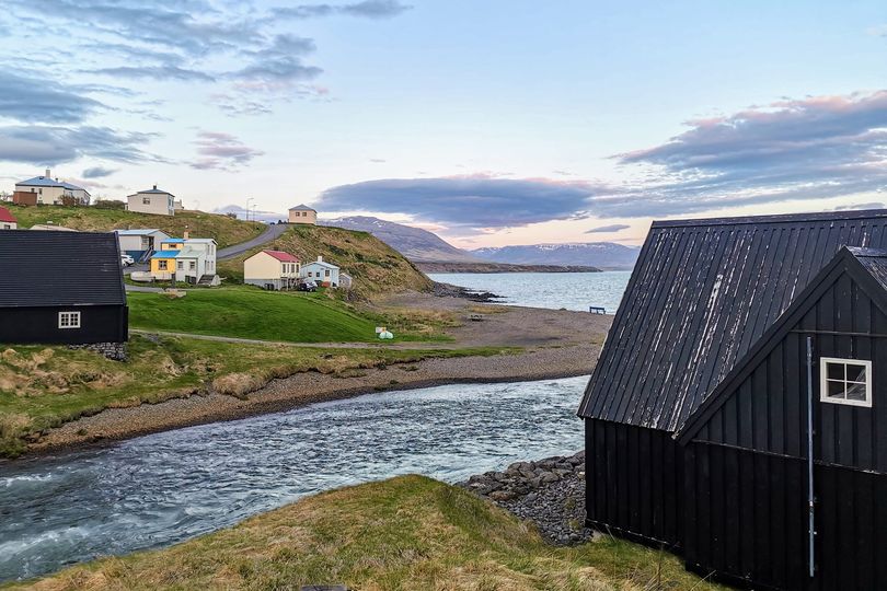 Nessuna descrizione della foto disponibile.